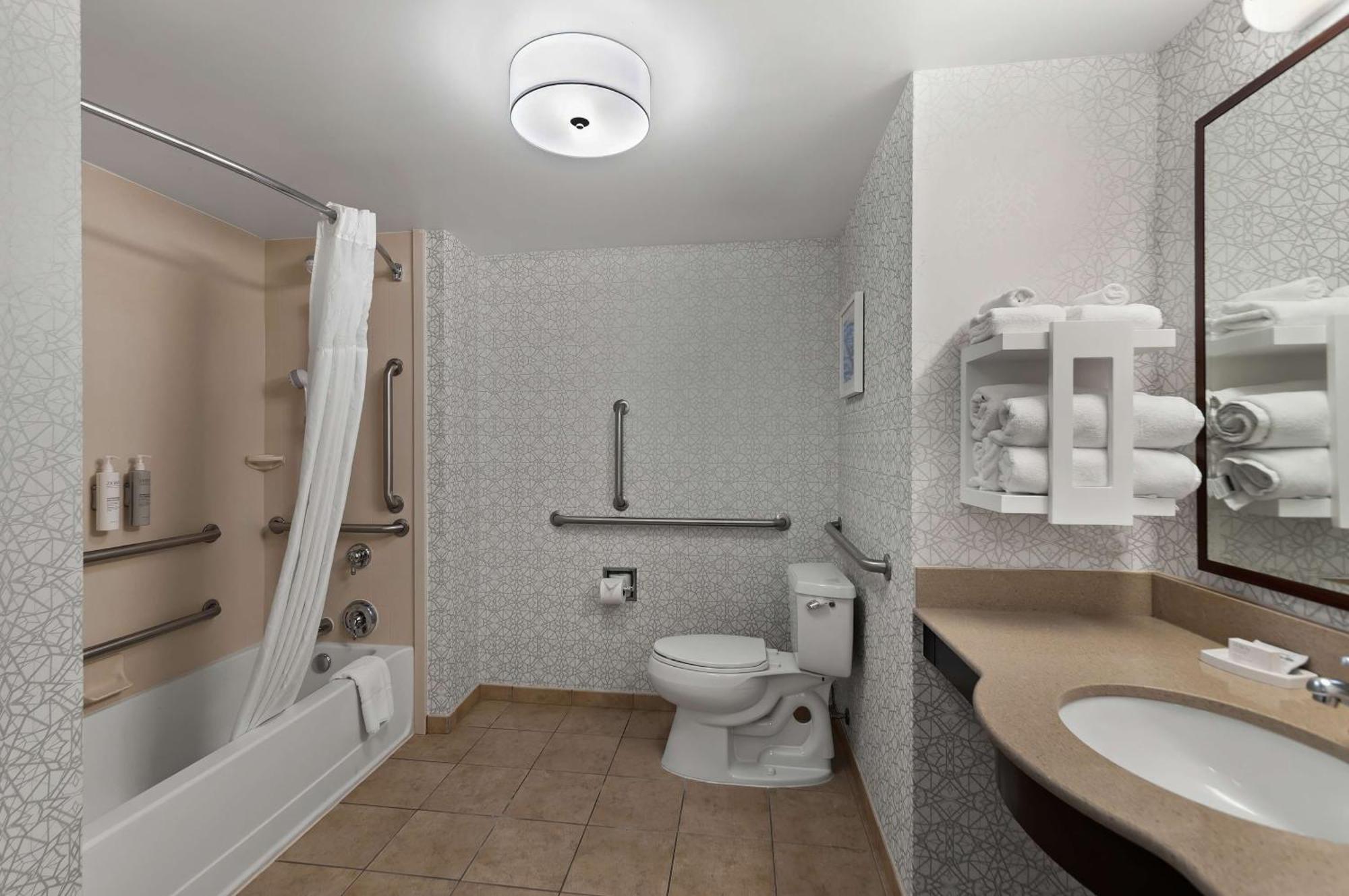 Hampton Inn & Suites Fort Belvoir Alexandria South Bagian luar foto