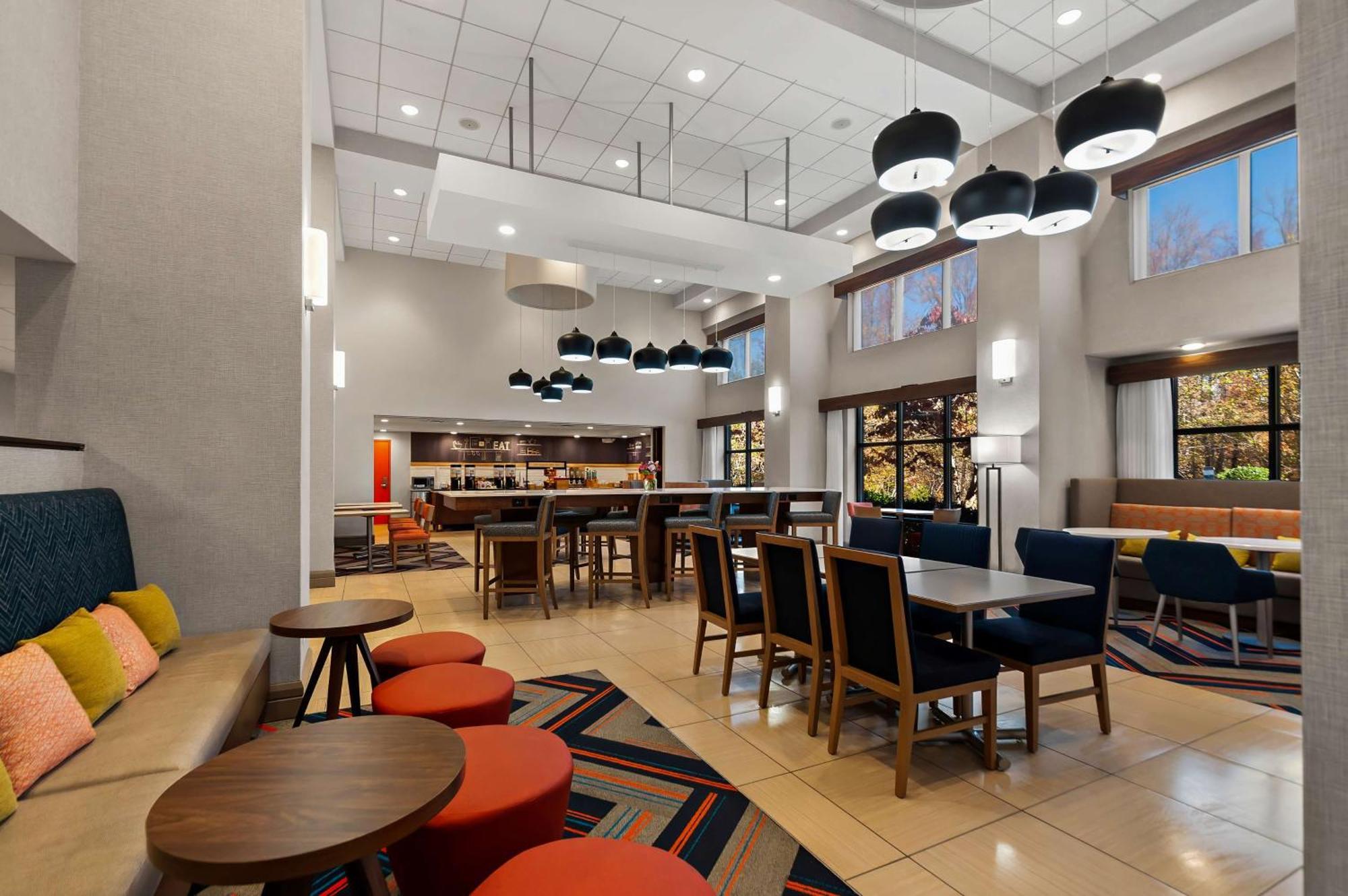 Hampton Inn & Suites Fort Belvoir Alexandria South Bagian luar foto